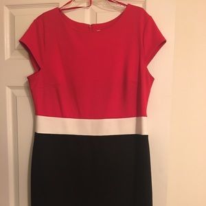 Colorblock Dress by Sandra Darren, sz 16